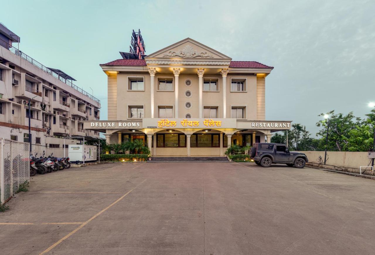 Hotel Royal Palace Karād Esterno foto